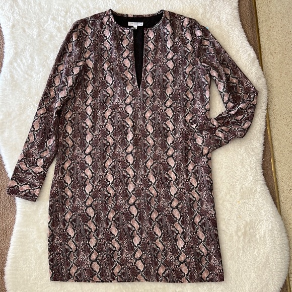 NWOT ✨ Equipment Femme Bonnie Snakeskin Print Shift Mod Shift Dress Sz 4 - Picture 3 of 8